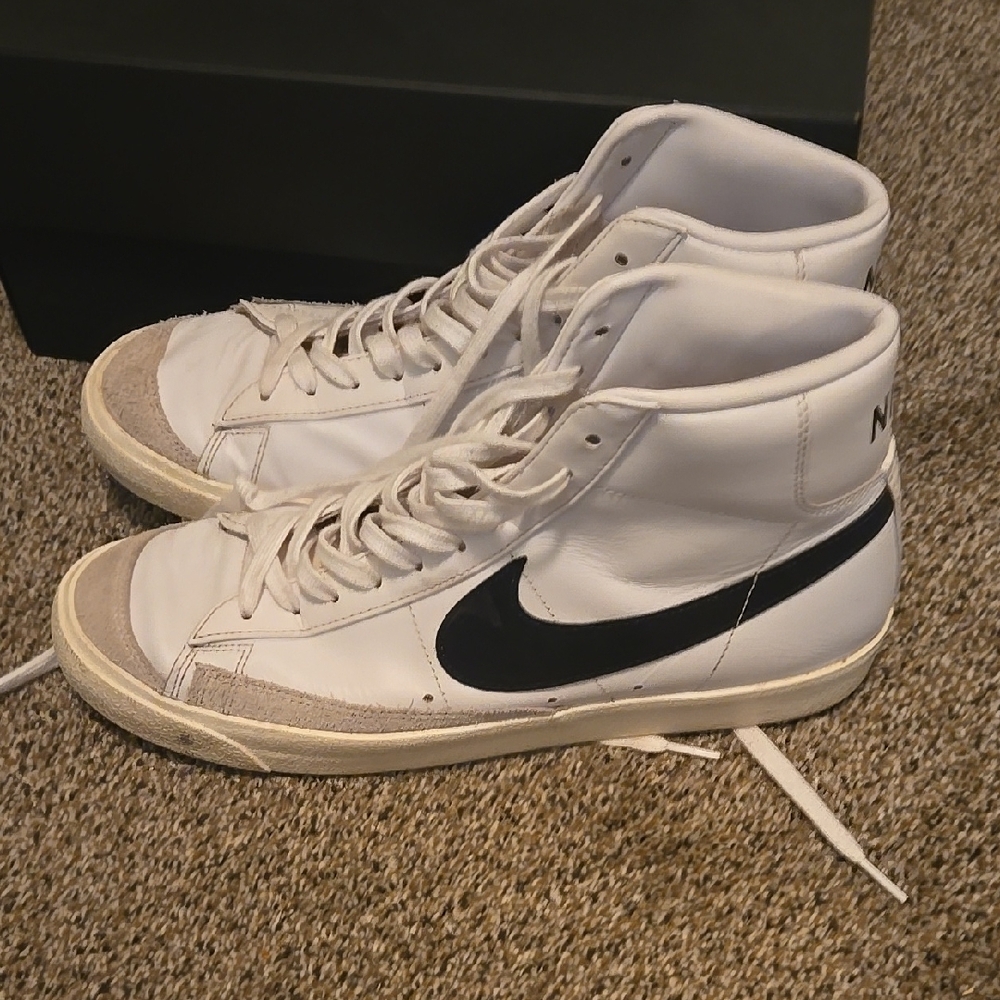 Nike Men's White and Black High-Top Sneakers
